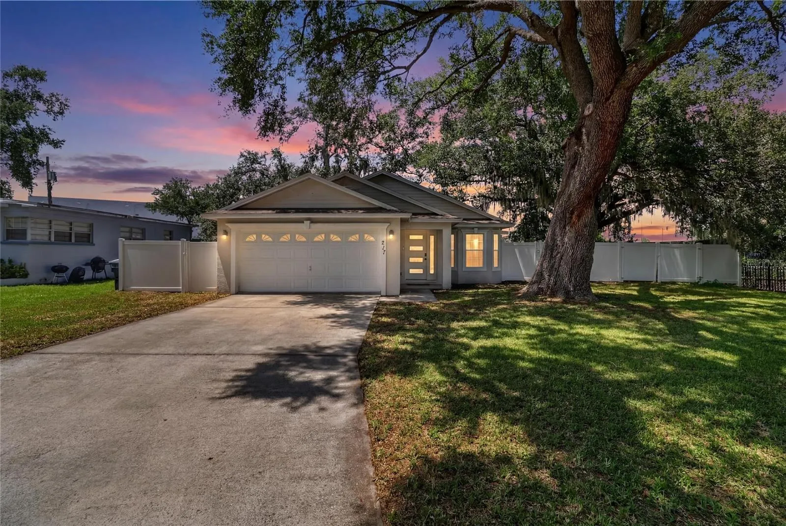 217 E Edward St, Lakeland, Florida 33805 — photo 2
