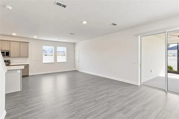 Living Room, Dinette