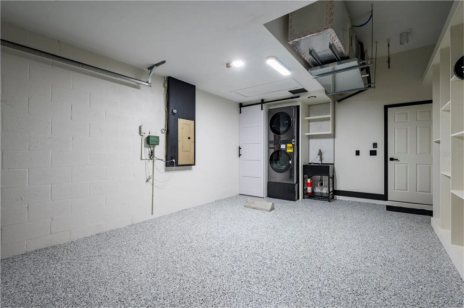 Garage View-Epoxy Floor
