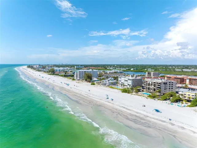 .. Indian Shores Looking North from 700 West.