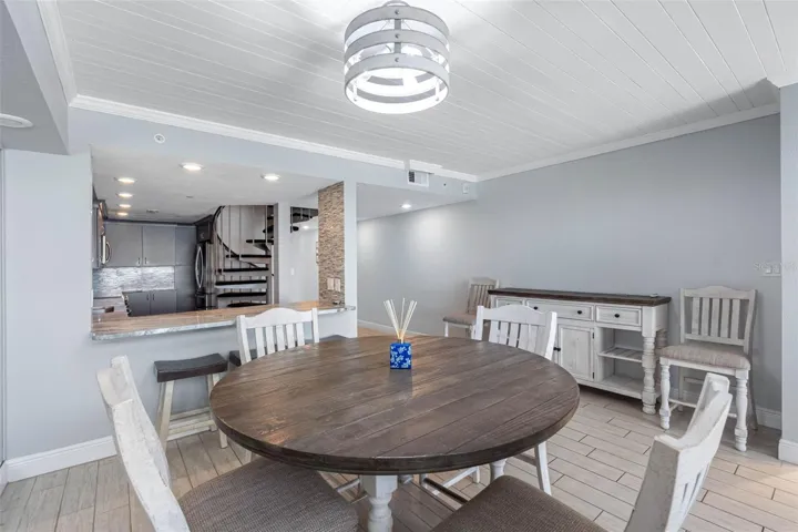 ... Dining Area off Kitchen..NOTE:  All New Sprinkler Heads throughout unit. Complex Financials in Great Shape.