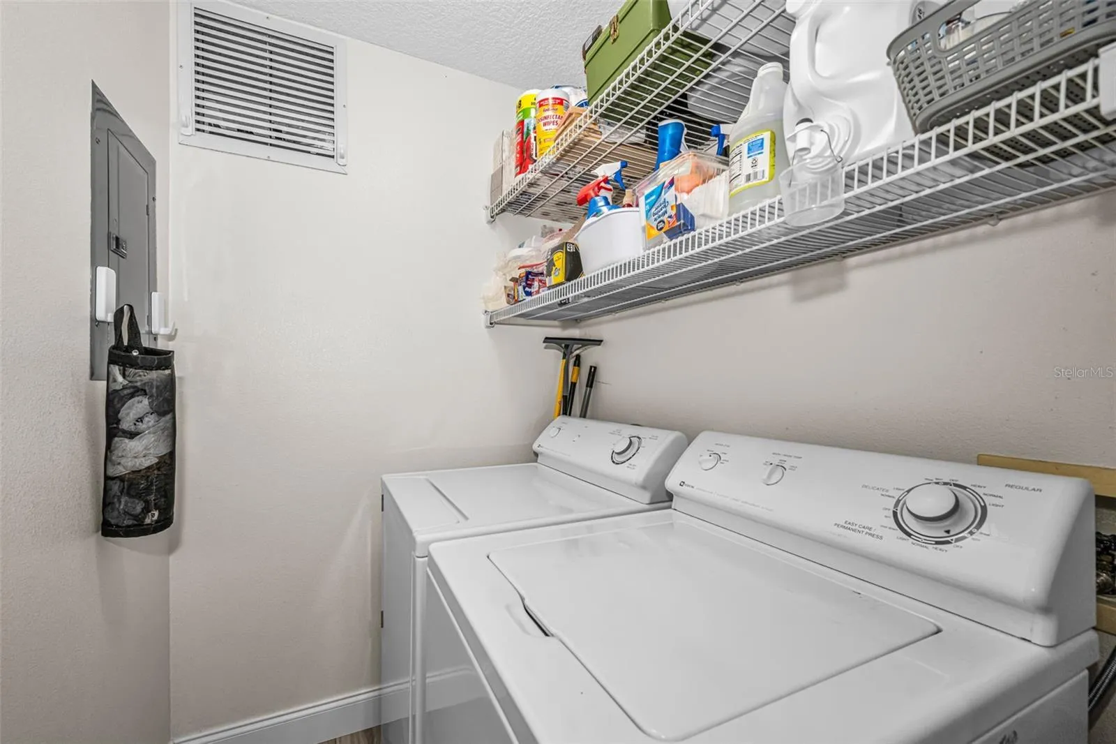 Laundry room w/storage space