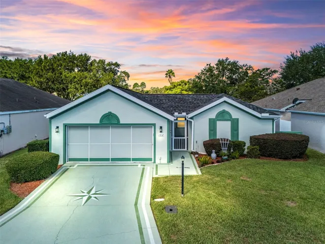 3/2.5 CBS Casita Villa w/2 Car Garage