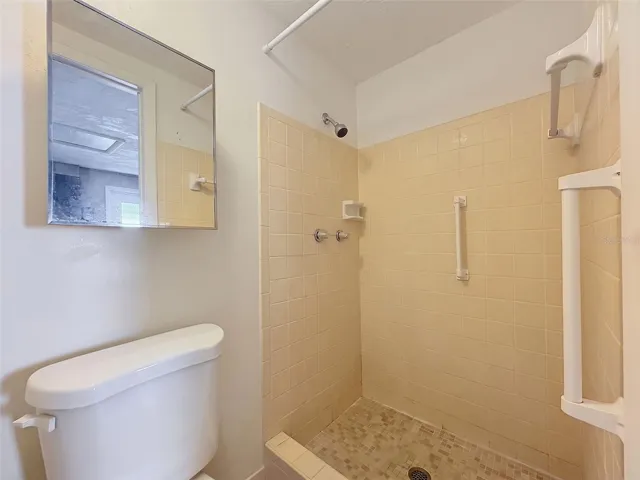 1/2 bath in garage