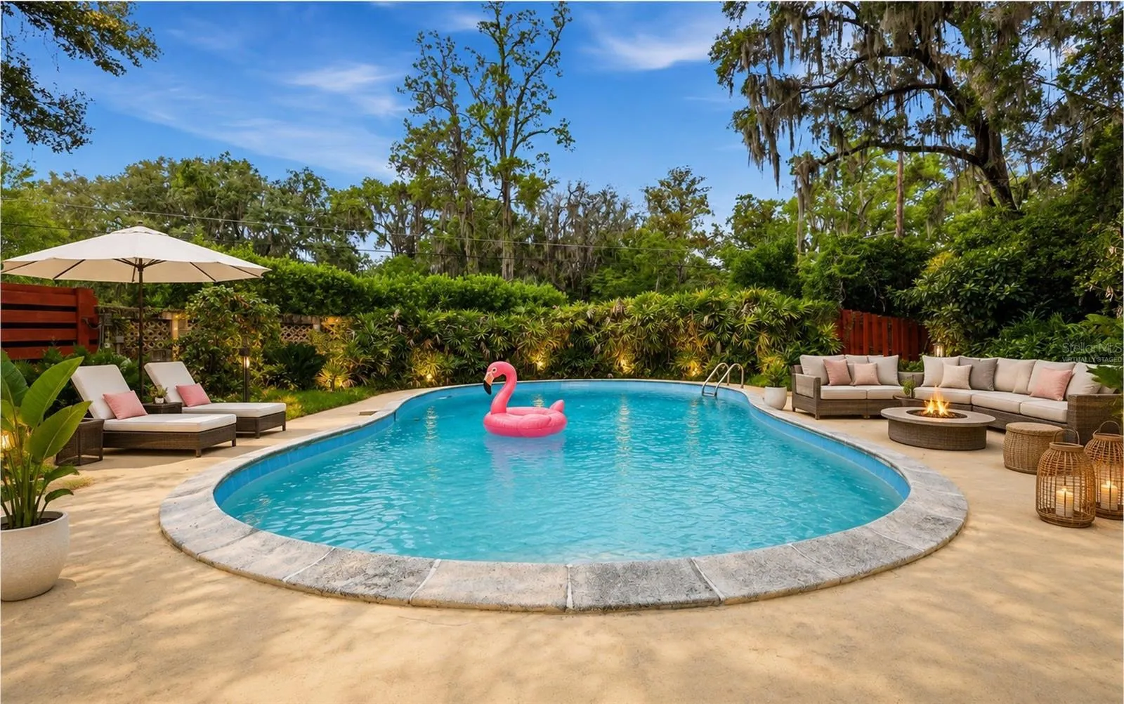 virtually Staged Pool