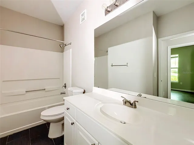 Bathroom #2