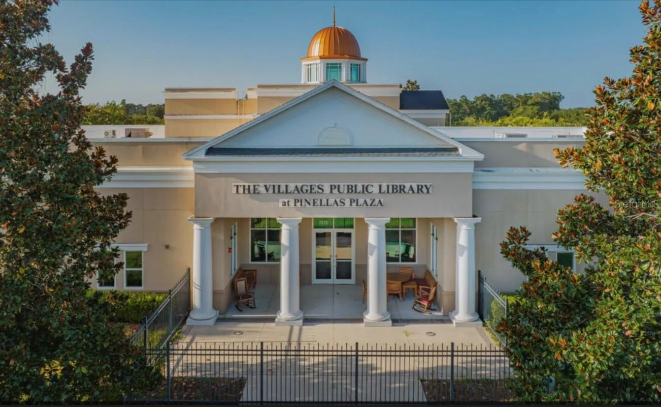 Pinellas Library - walking distance