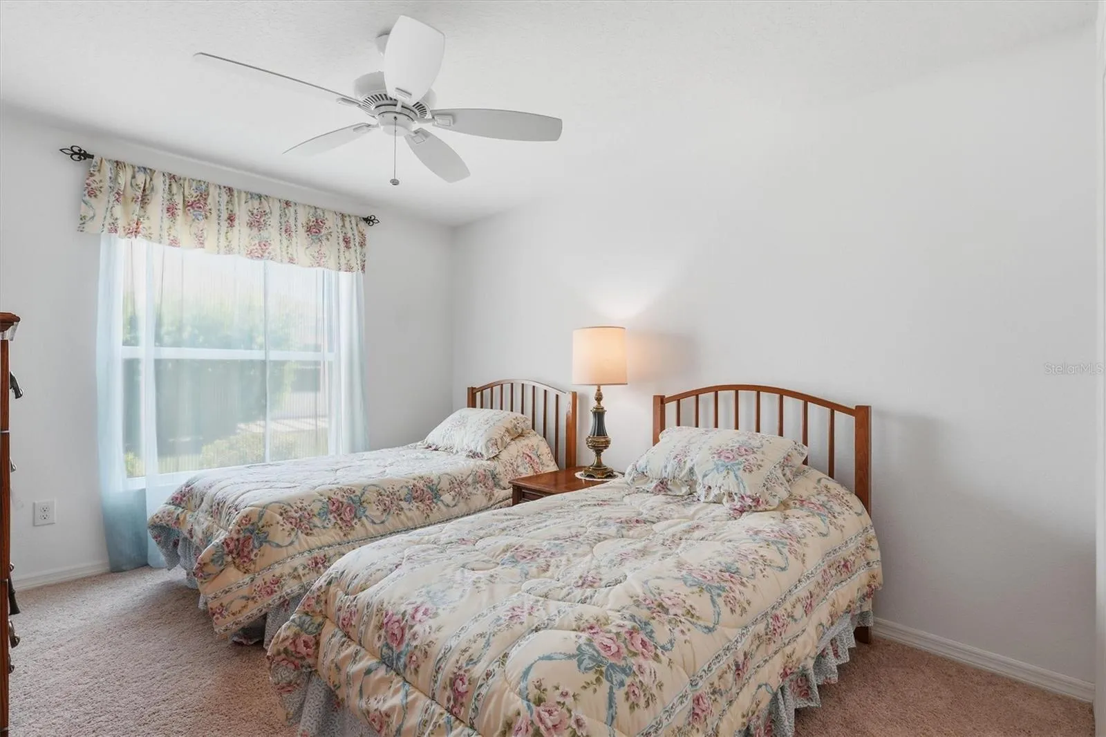 3rd Bedroom with twin beds & dresser