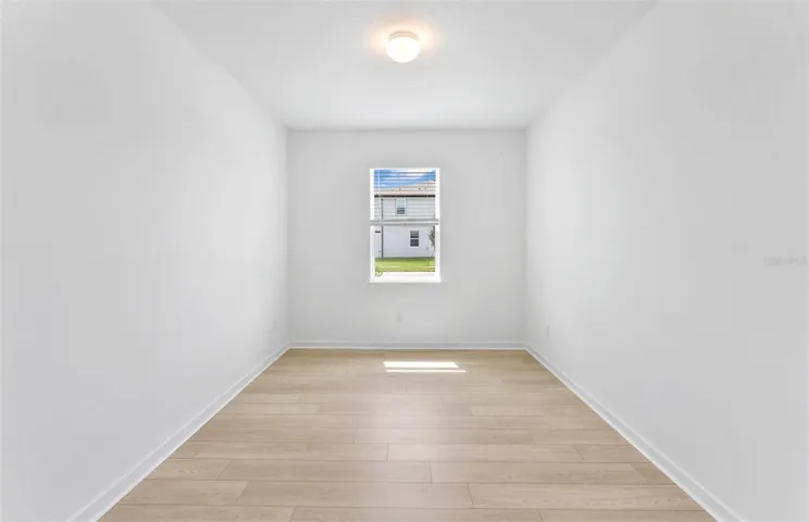 Enclosed Flex Room