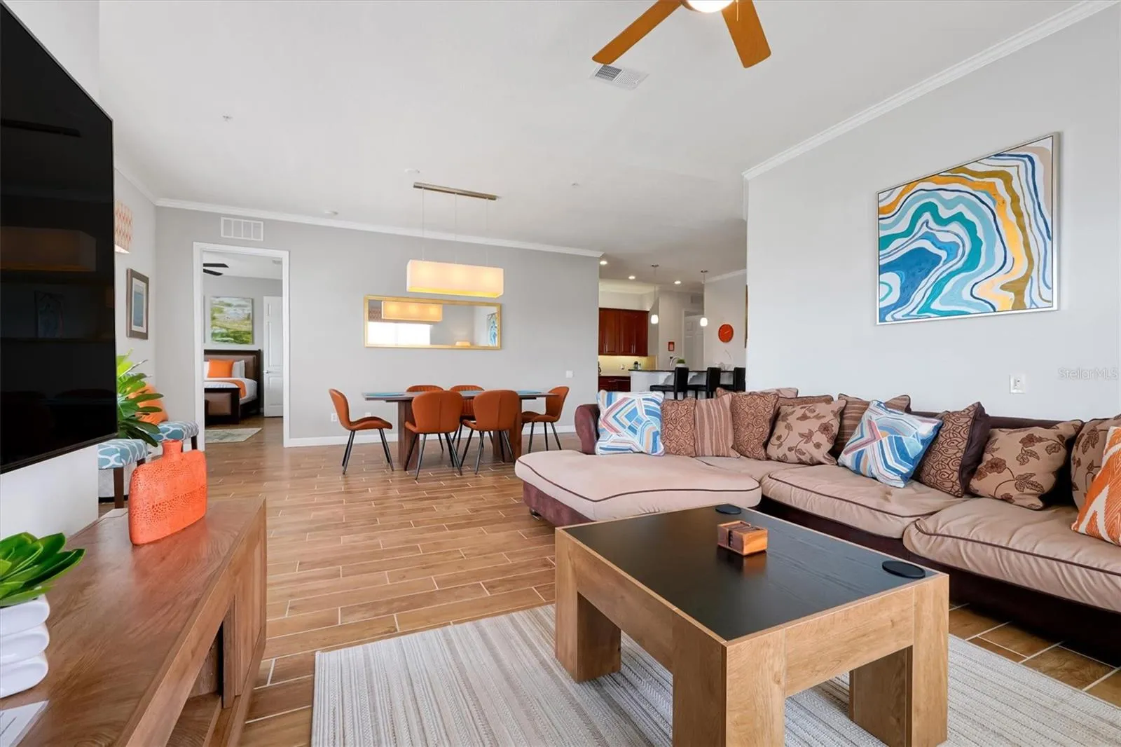 Living Room & Dinning Room