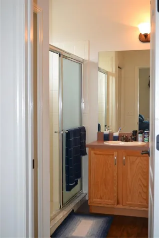 Main bathroom