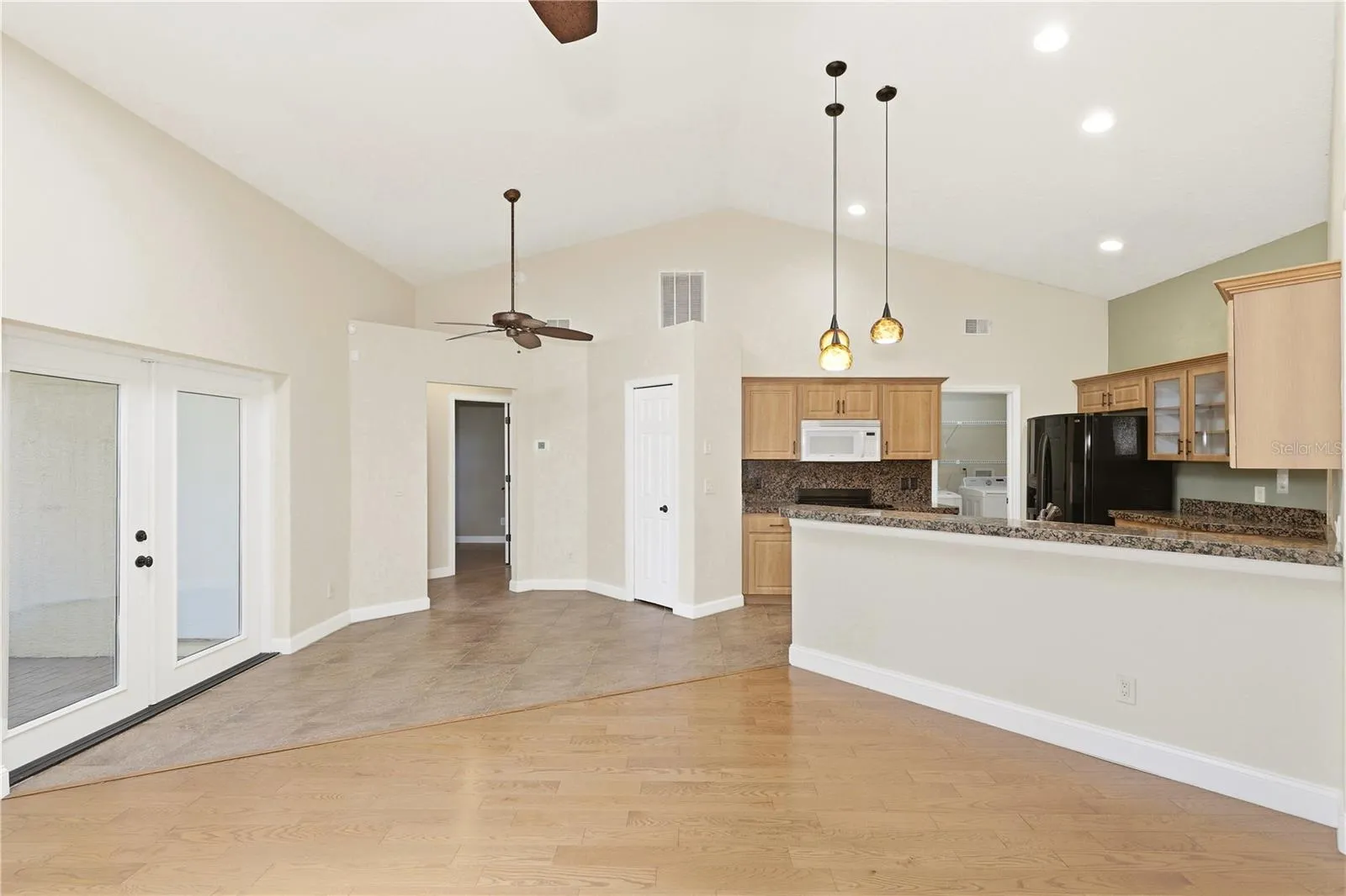 Kitchen/den