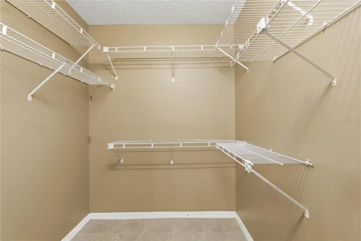 Walk-in Closet