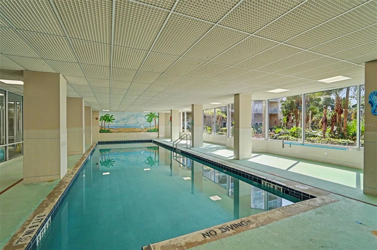 Indoor pool, hot tub &amp; saune
