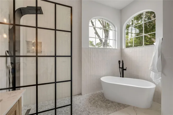 Primary bath