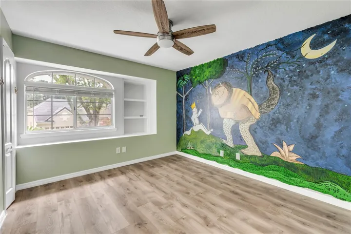 Second bedroom