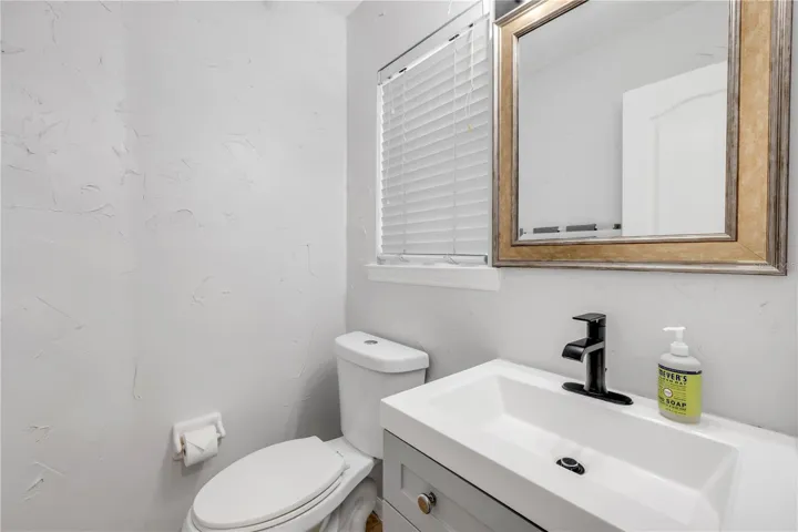 Half hall bath