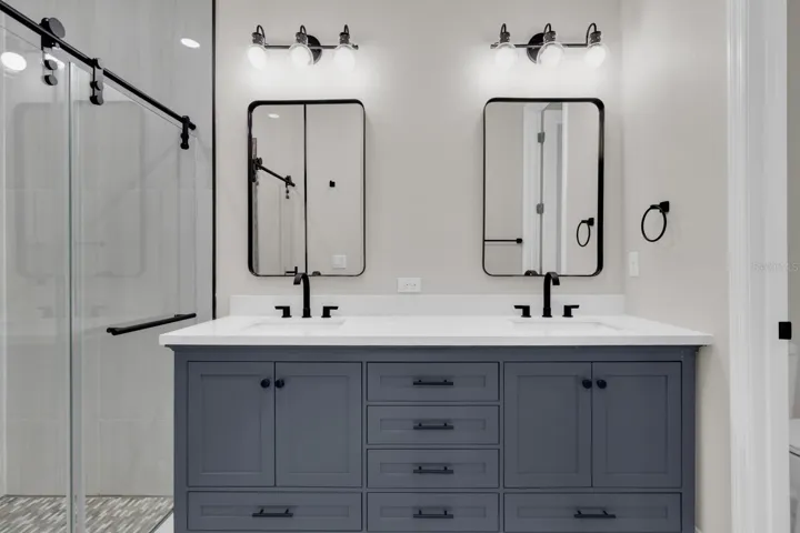 Bathroom Masteroom