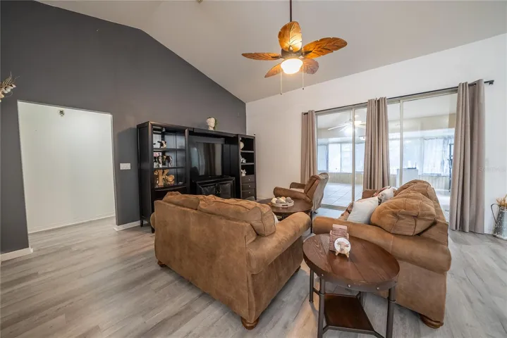 Living Room 4