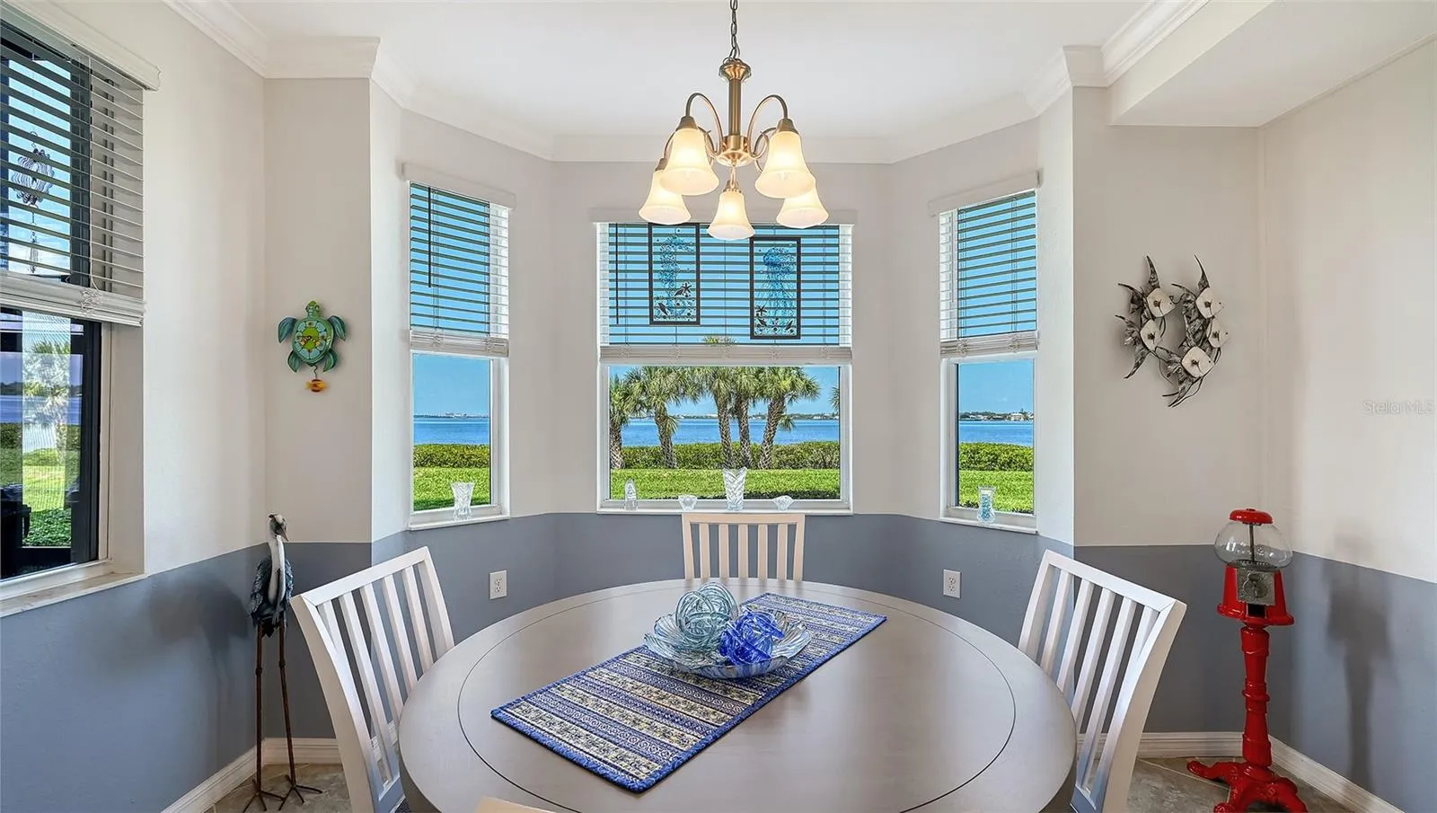dining nook
