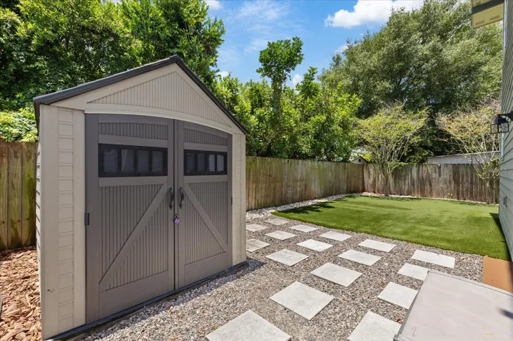 Shed and Pavers