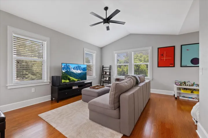 Bonus Room