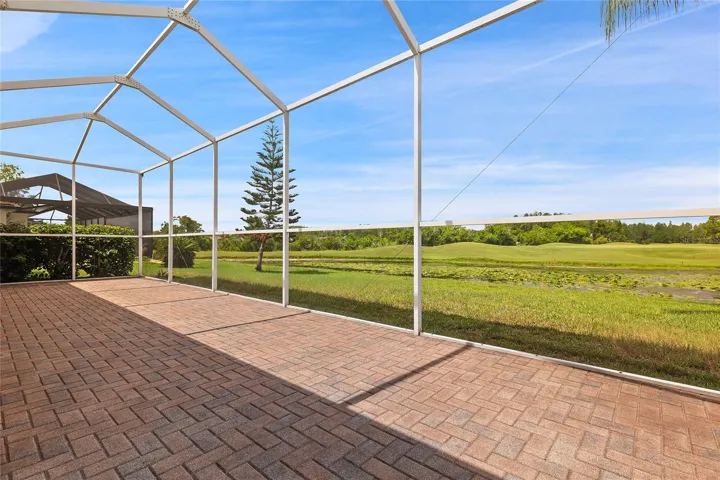 SCREENED LANAI
