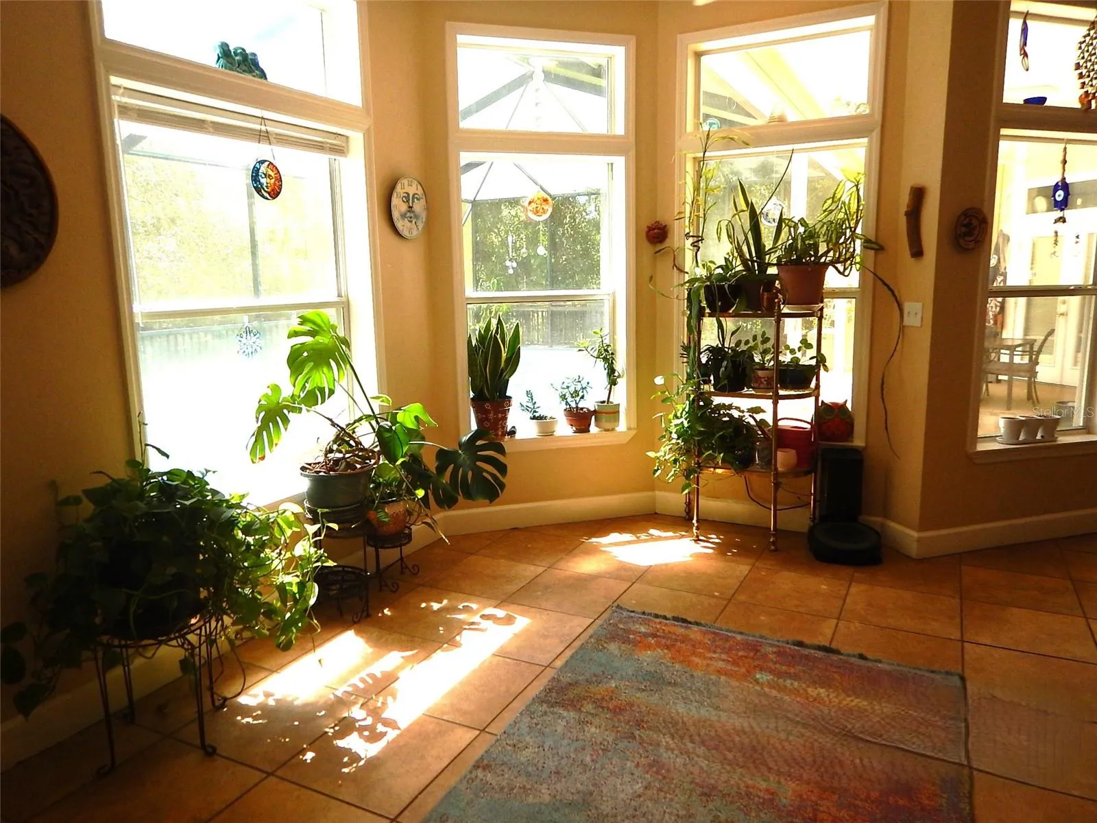 Breakfast nook
