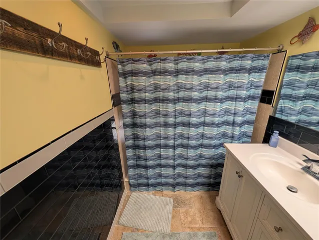 Master Bathroom 2