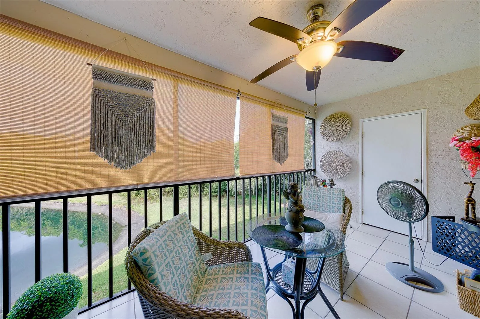 Large Screened Balcony