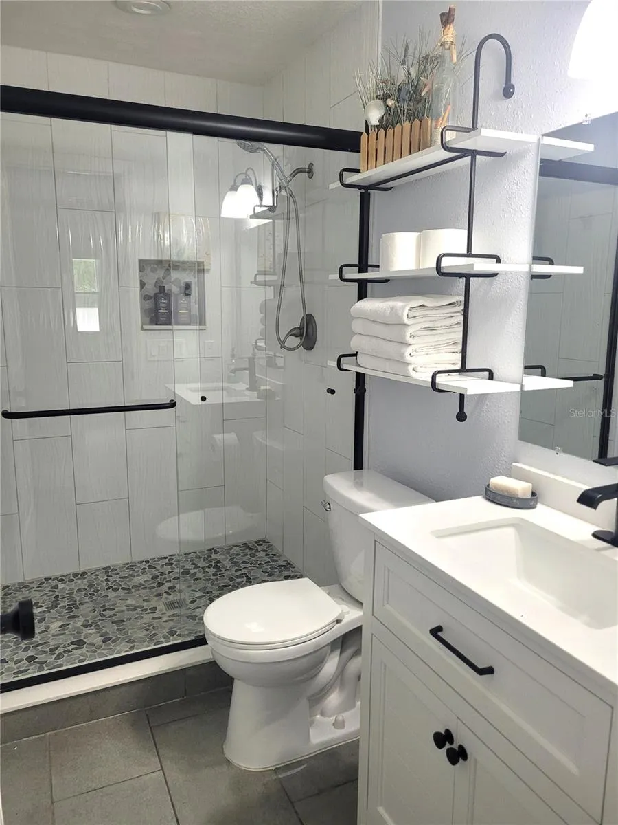 Pool/Guest Bath