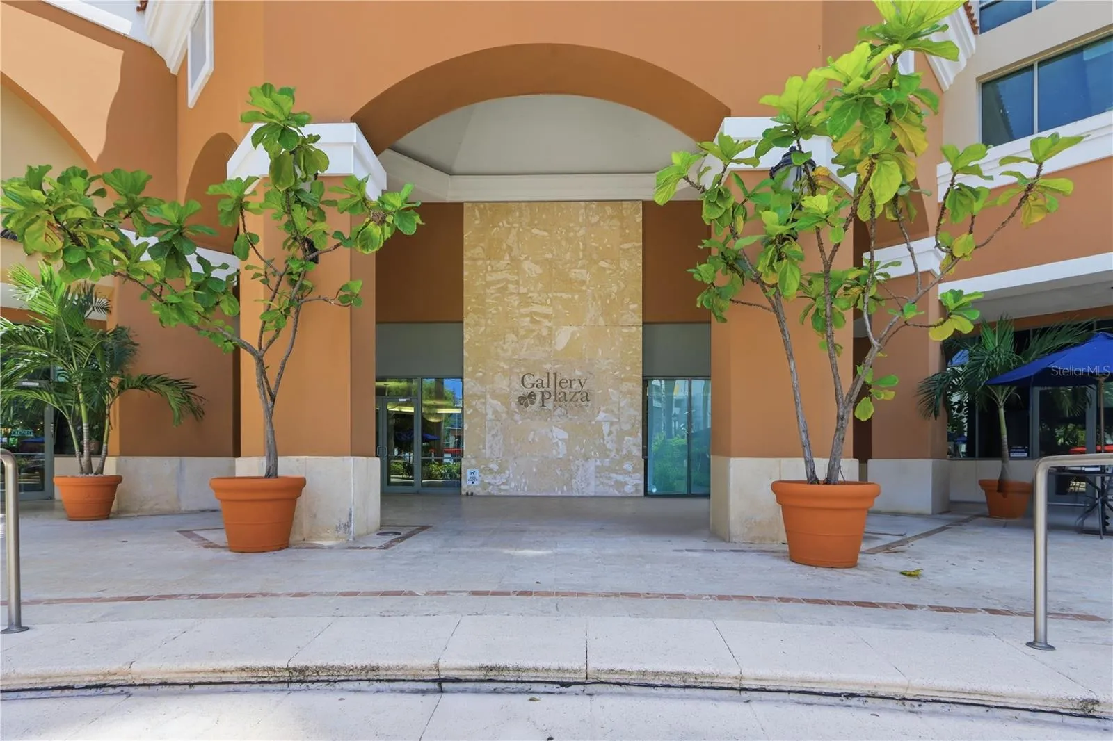 Gallery Plaza