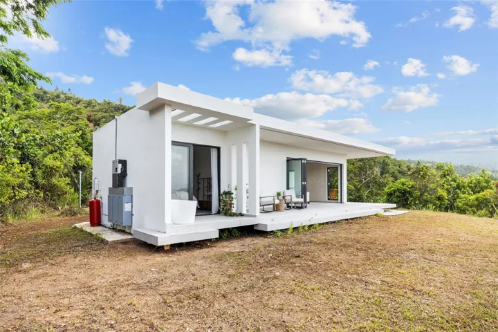 Cayey Bo. Sumido Propiedad Off-Grid 4 Cuerdas