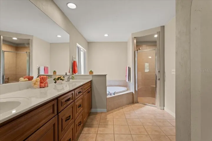 Primary bath