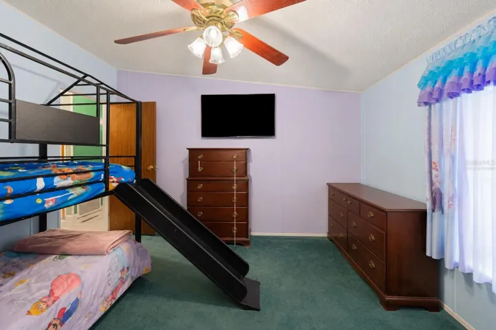 Virtually staged to remove personal items