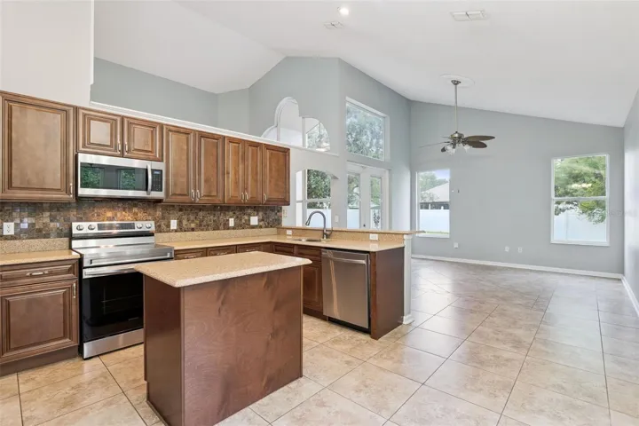Kitchen 3