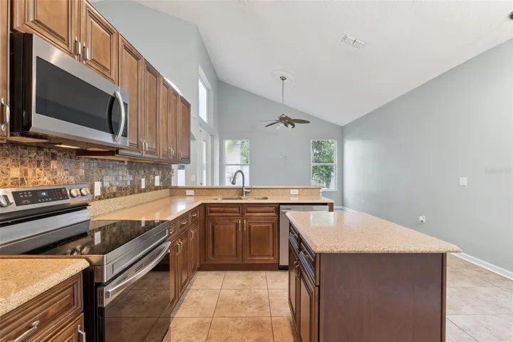 Kitchen 2
