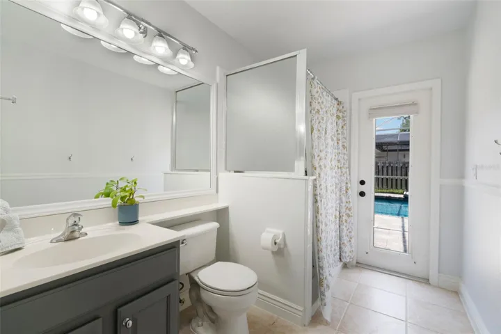 3rd bathroom with pool access