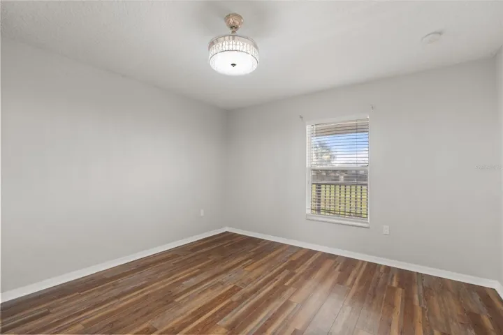 Upstairs bedroom 4
