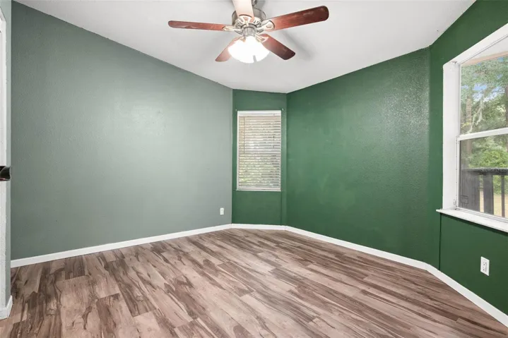 Guest bedroom 1
