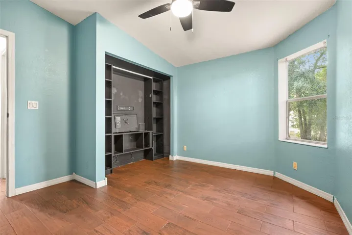 Guest bedroom 2
