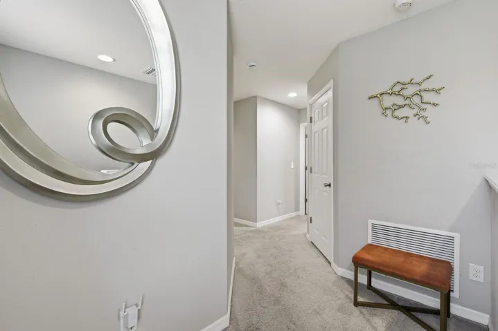 2nd Floor Foyer