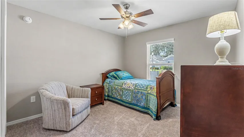 2nd bedroom