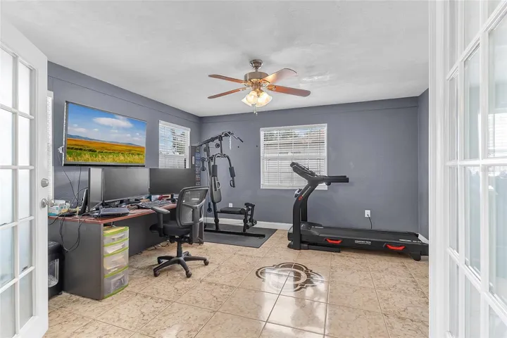 Bonus Room/Den