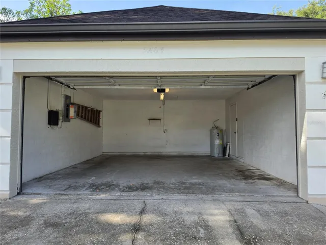 garage