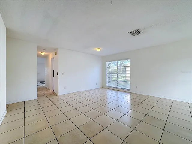 great room looking toward kitchen hallway