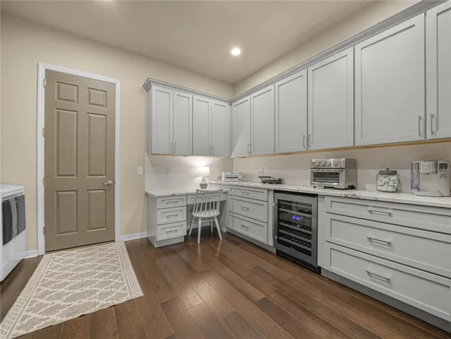 Flex Room with Cabinets, Drawers, Quartz Counter Tops, Tile BackSplash