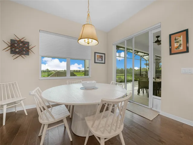 Dinette Area- Access to the Covered and Screened Lanai