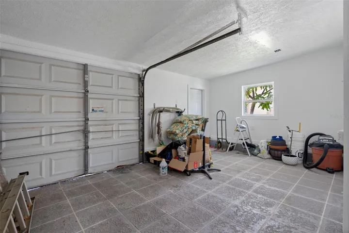 Detached Garage with Endless Possibilities
