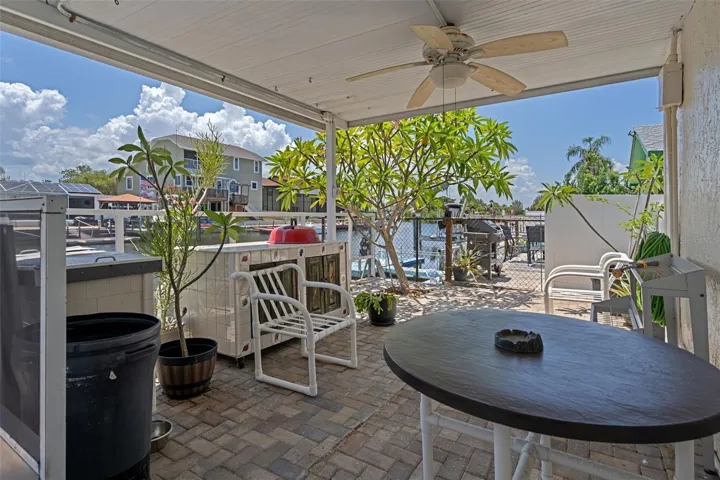 Covered Lanai with Grill and Propane Stove